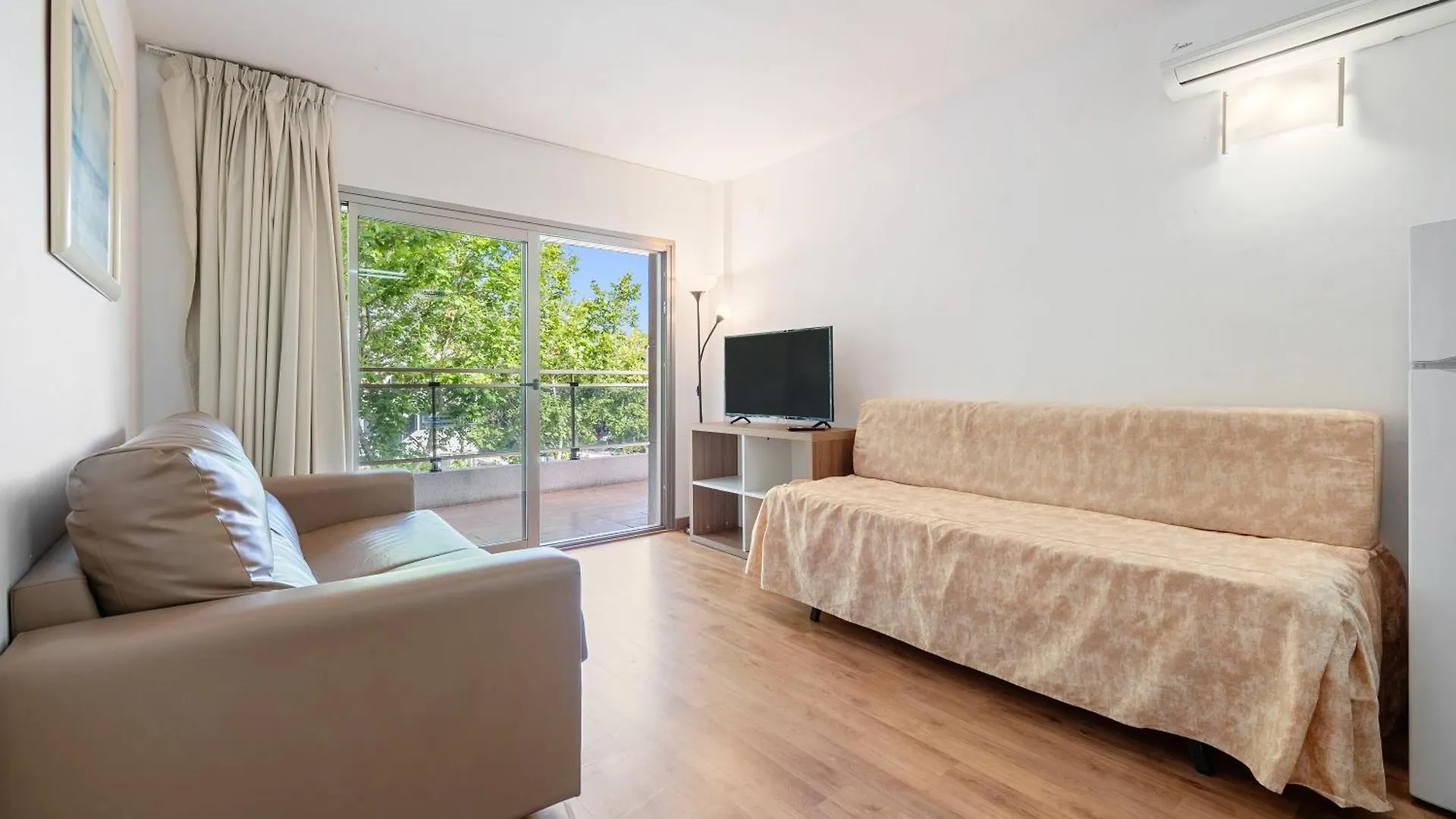 Michelangelo 3 Apartment Salou Spain